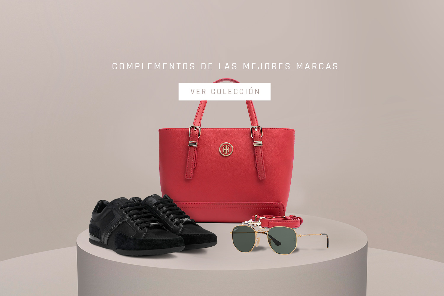 Hensi Shoes and Complements